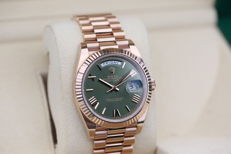 Rolex Day-Date 40 228235